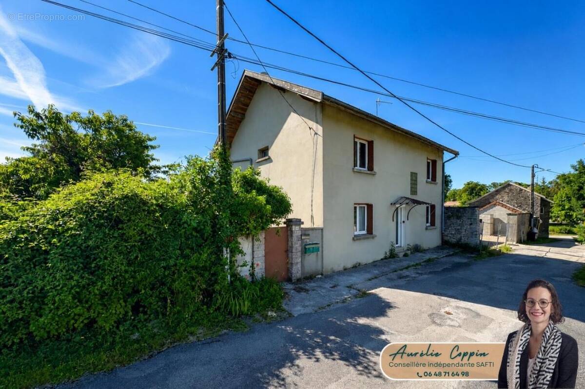 Photo 1 - Maison à ANNOISIN-CHATELANS