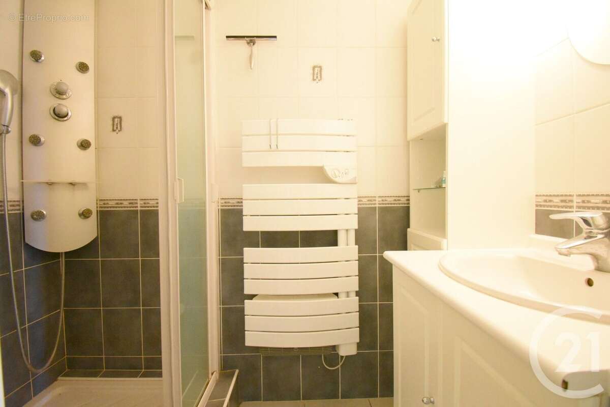 Maison à BELLERIVE-SUR-ALLIER