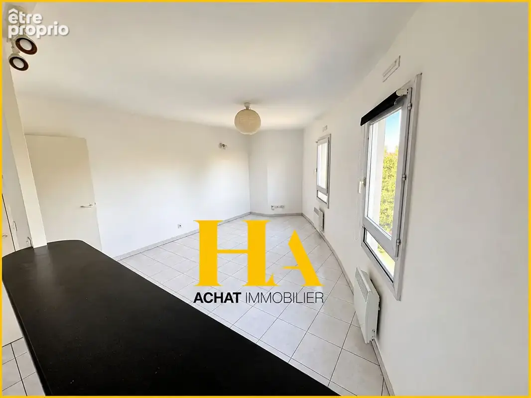 À vendre - appartement t2 de 45 m² avec parking - centre-ville de perpignan ( dept 66) - photo 1