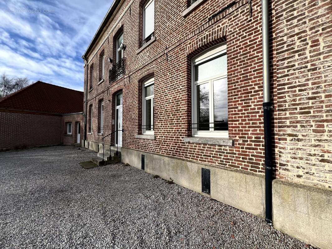 Appartement à CUINCY