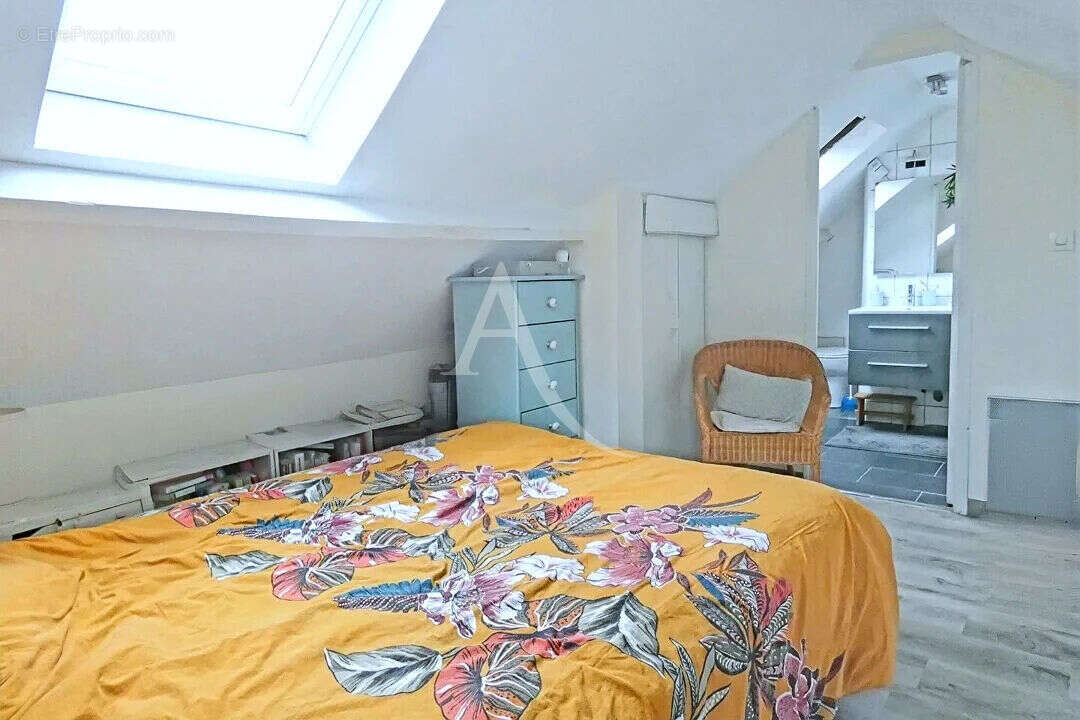 Appartement à CLICHY-SOUS-BOIS