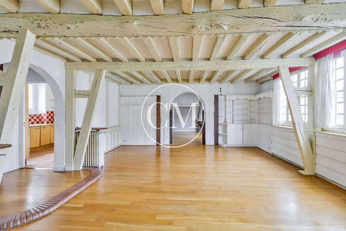 Appartement à VERSAILLES