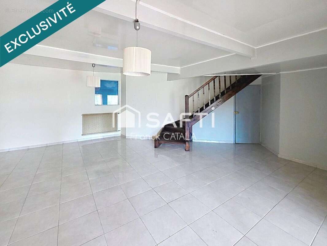 Photo 5 - Commerce à ESCALQUENS