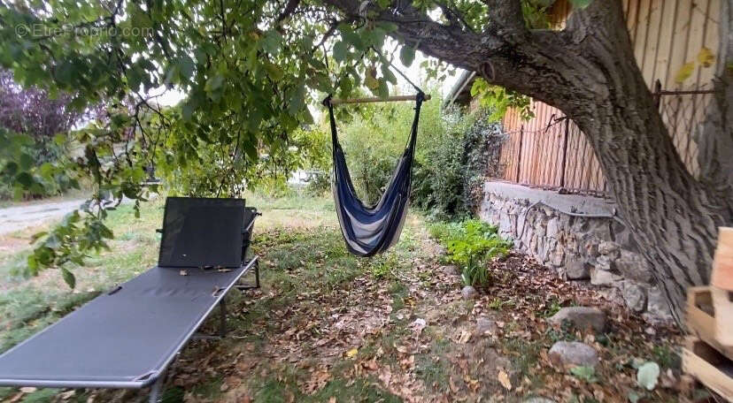 Appartement à PRUNIERES