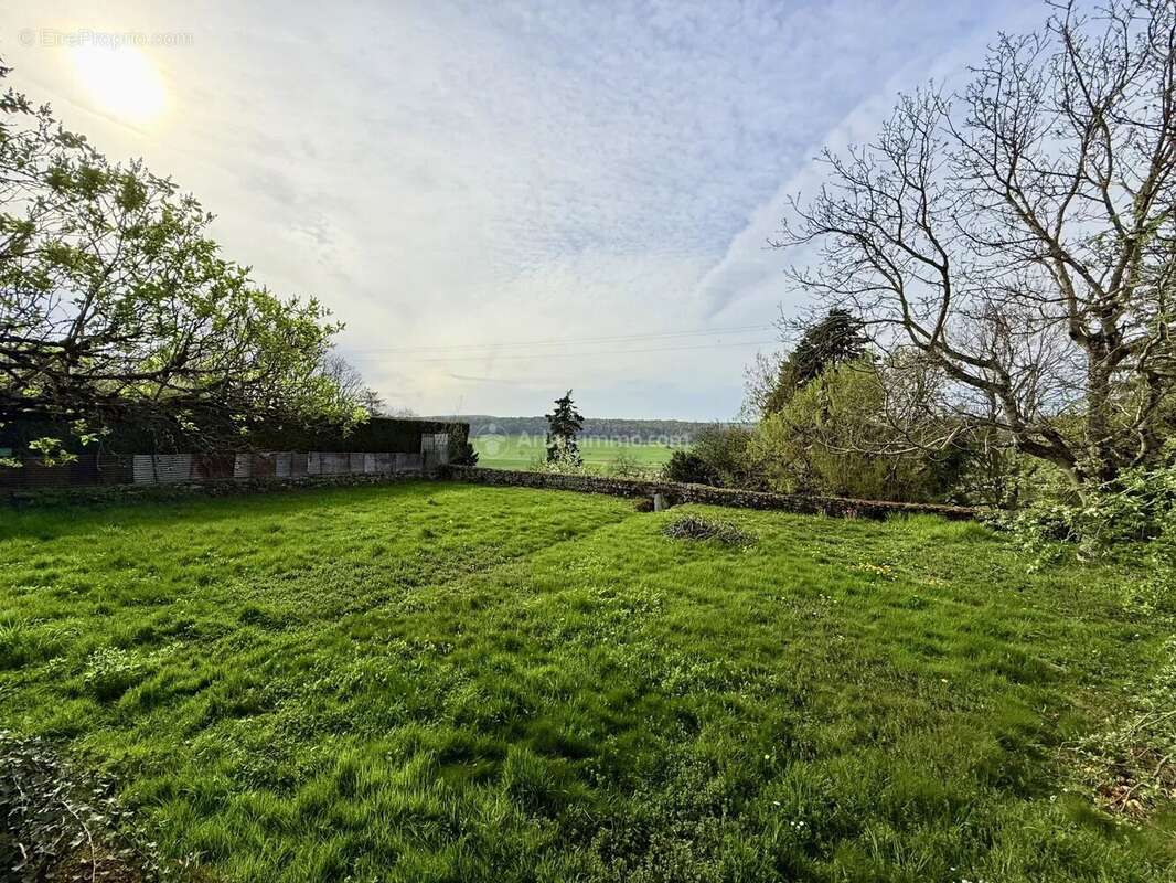 Maison à SOULAUCOURT-SUR-MOUZON