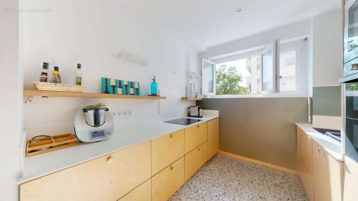 Appartement à LYON-8E