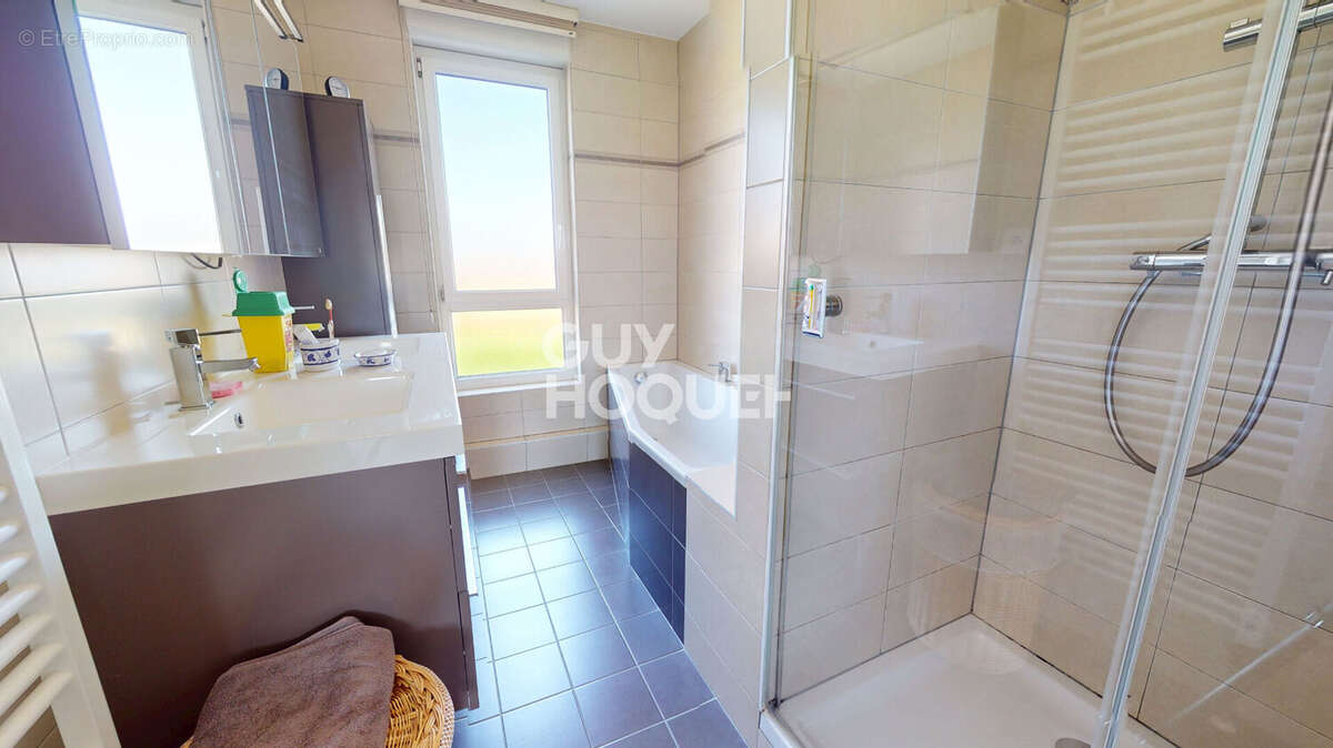 Rare appartement 4 pièces de 87m² à VIEUX-THANN (68800) - photo 5
