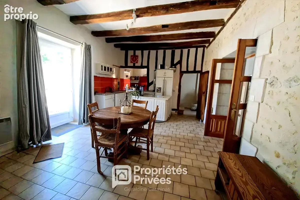 A VENDRE EN EXCLUSIVITÉ 37230 Fondettes, Maison de ville / Appartement 135m², 4/5 chambres, Cour fermée sécurisée, Stationnement - photo 2