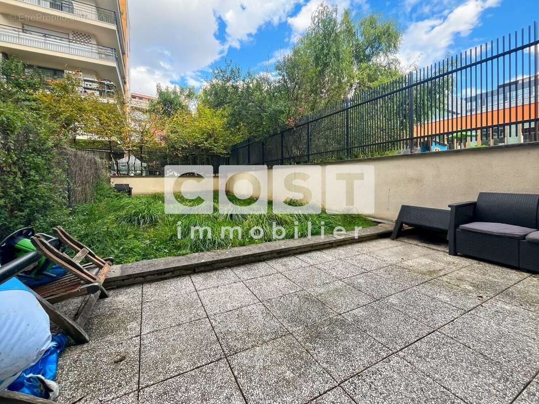 Appartement à GENNEVILLIERS