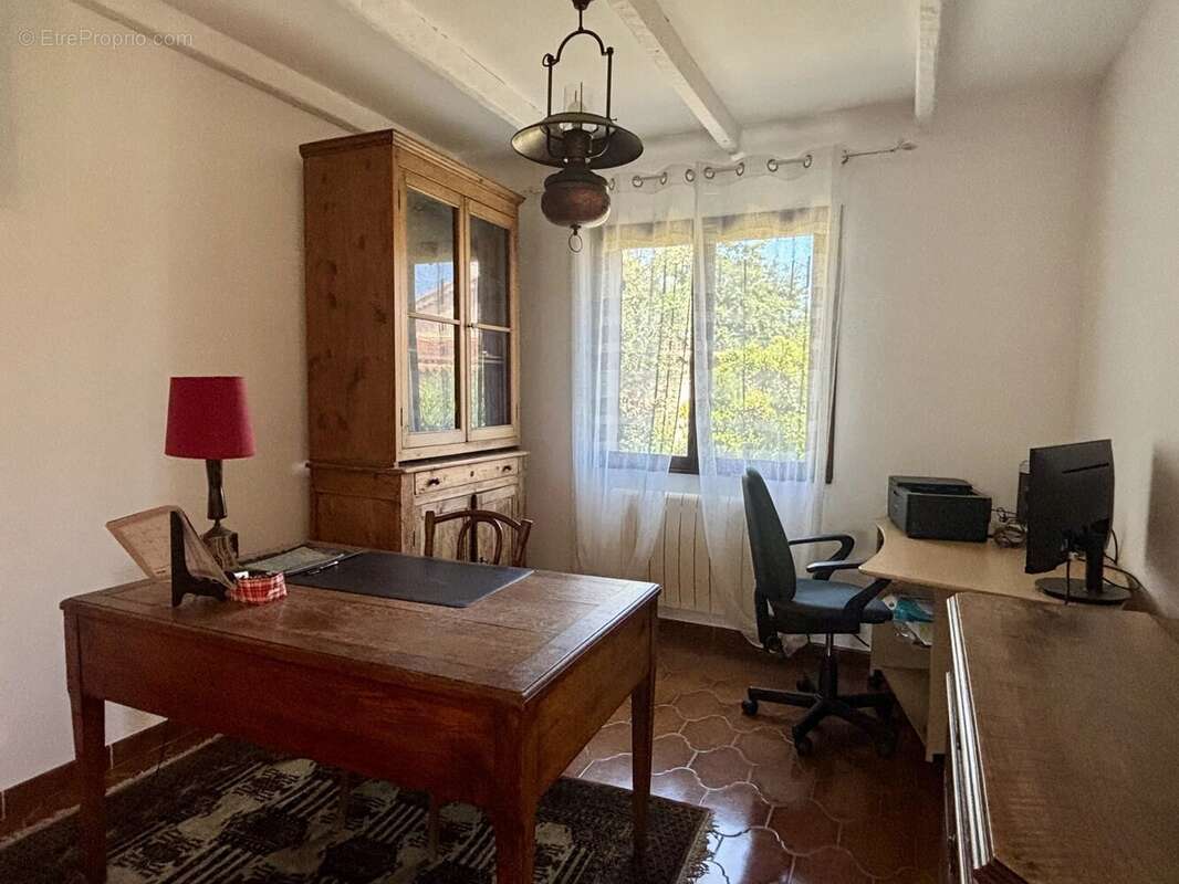 Maison à SIX-FOURS-LES-PLAGES