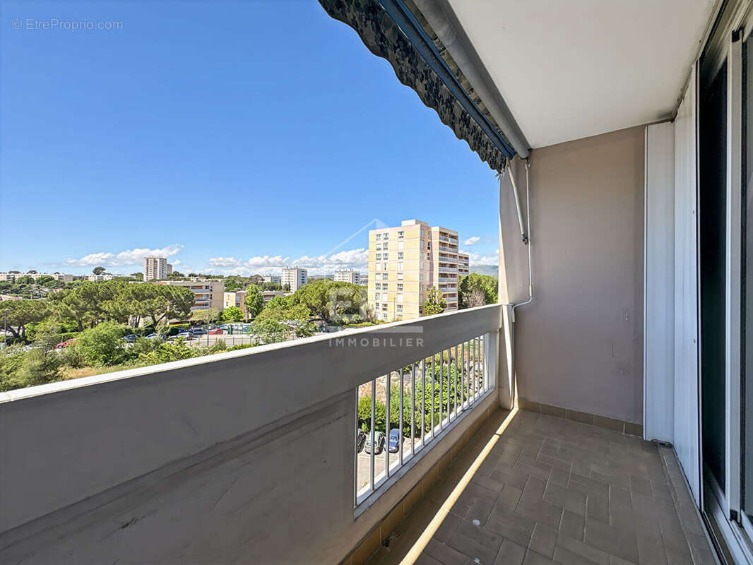 Appartement à MARSEILLE-12E