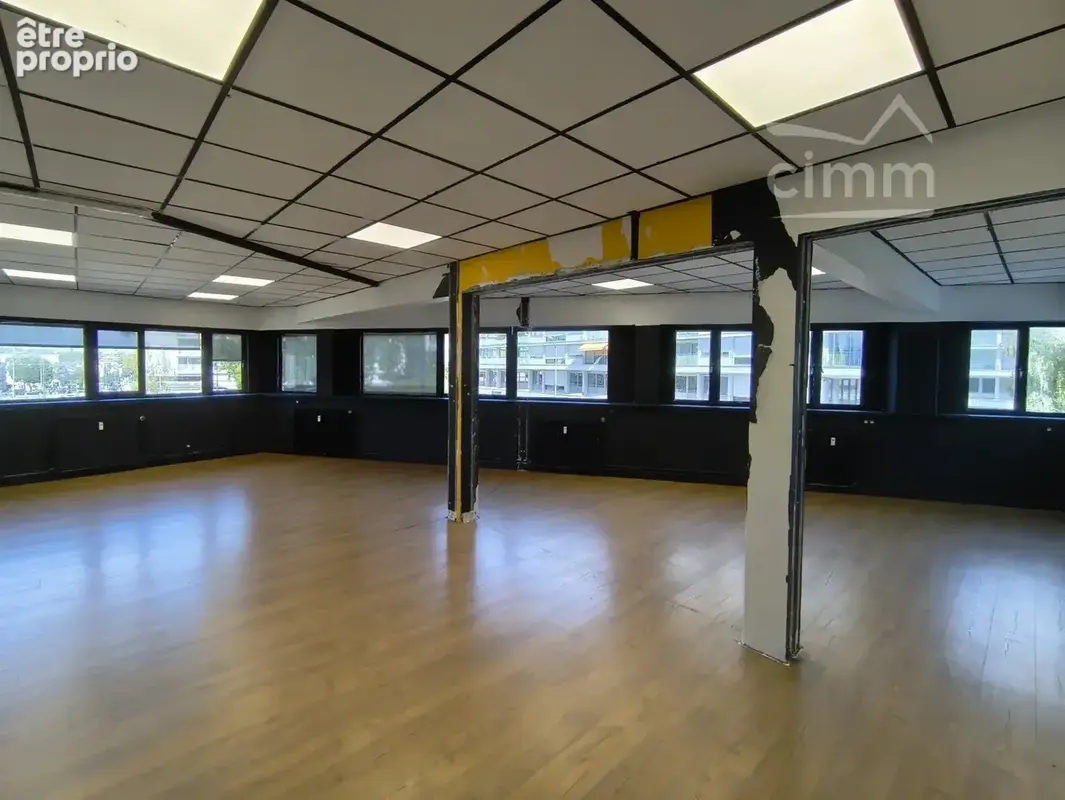 Local professionnel - bureaux – 122.60 m² – angers centre - photo 2