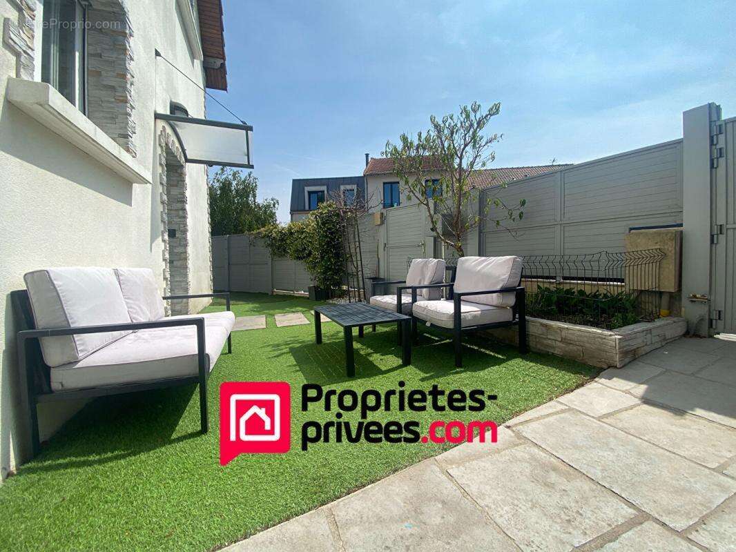 Maison à LE PLESSIS-ROBINSON