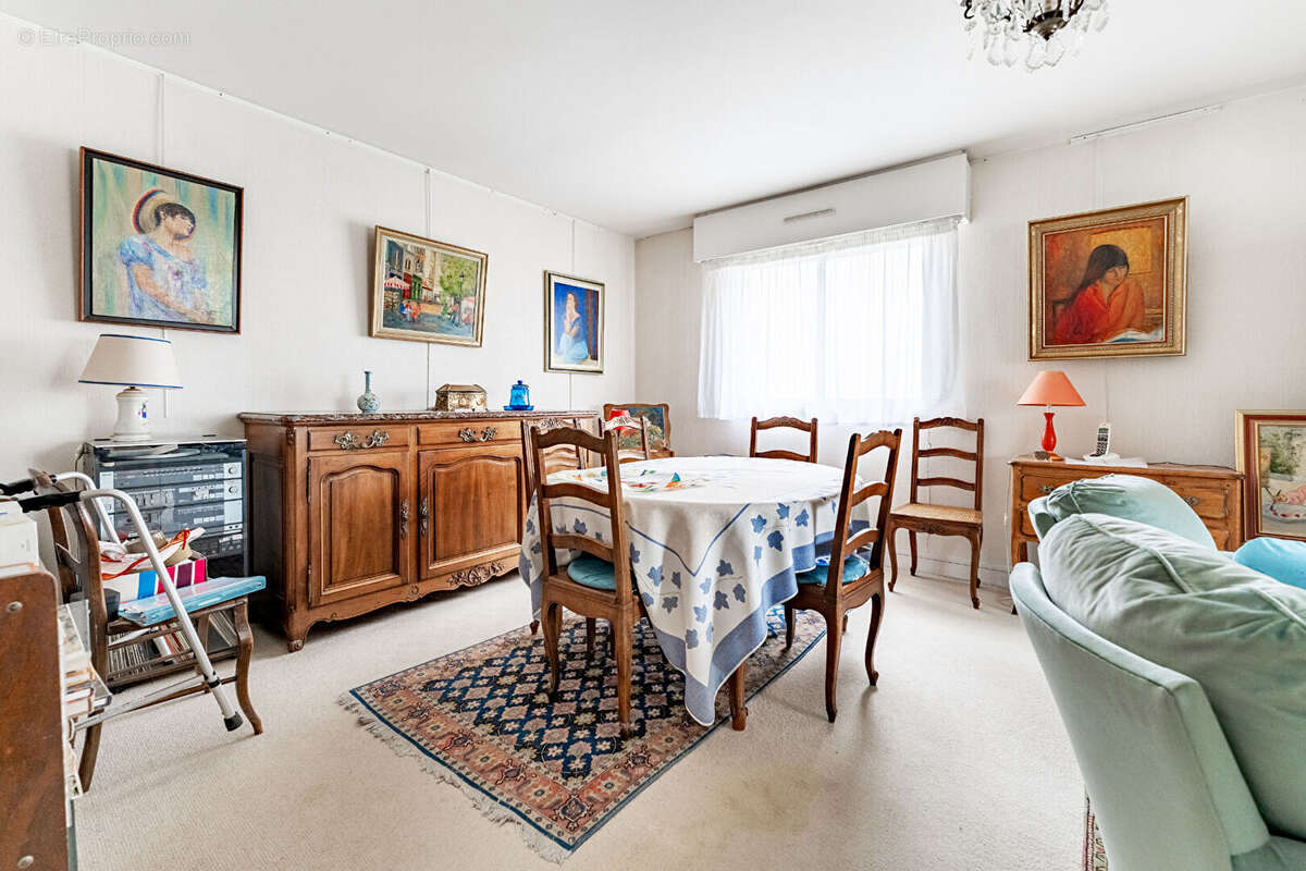 Appartement à PARIS-19E