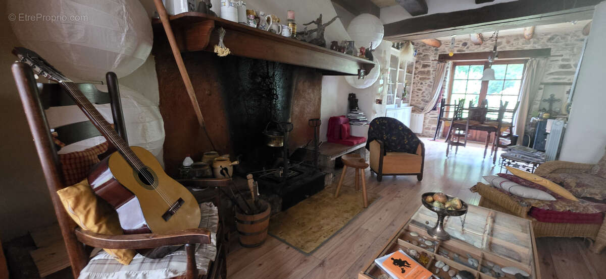 Coup de cœur assuré   Ensemble immobilier de caractère au cœur de Saint-Jean-du-Bruel - photo 4