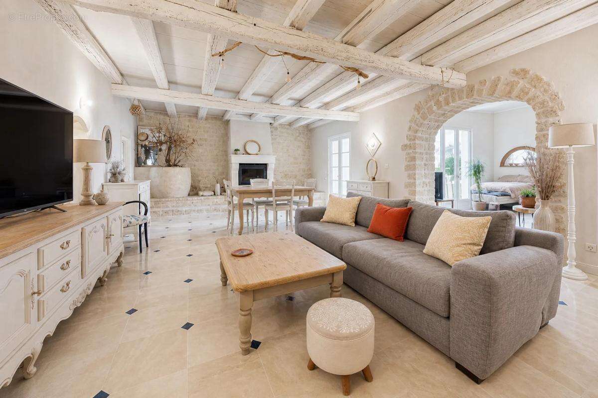 Maison à COULOMBIERS