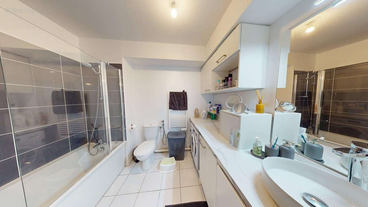 Appartement à CHALIFERT