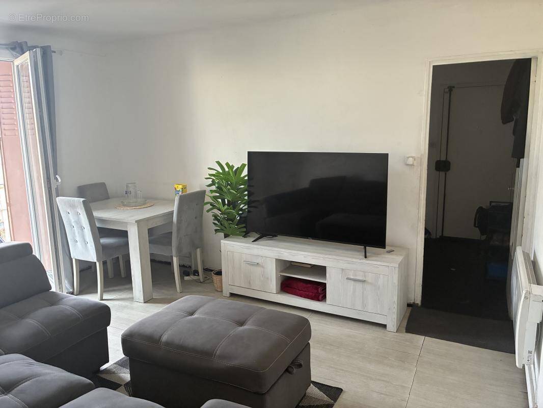 Appartement à MARSEILLE-15E