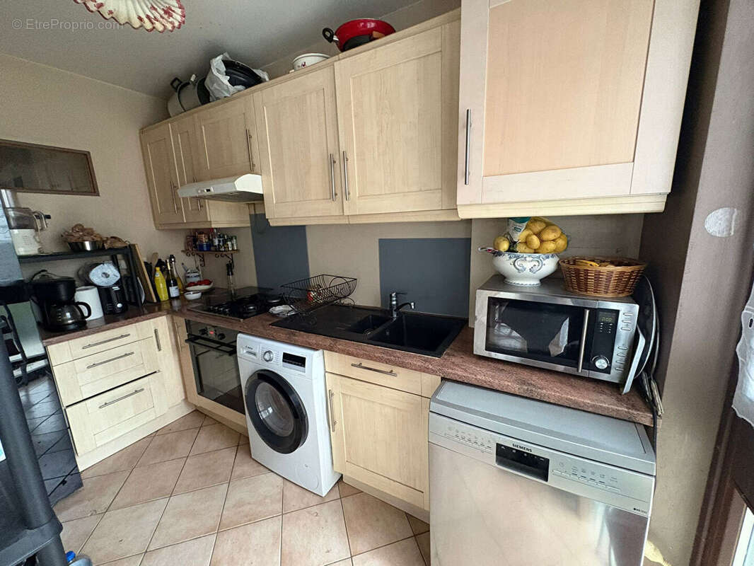 Appartement à FONTENAY-LE-FLEURY