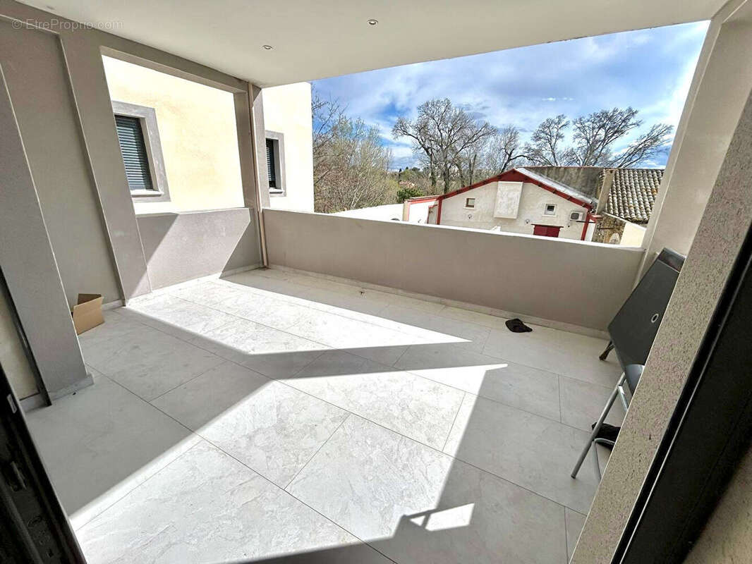 Appartement à SORGUES