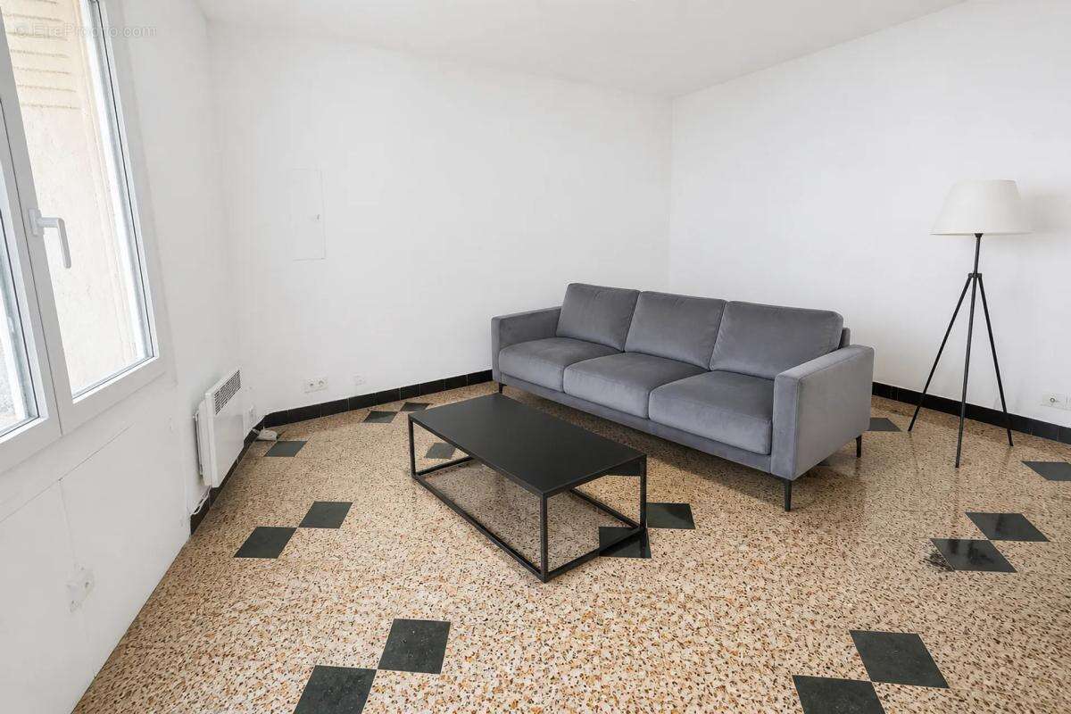 Maison de village sur 2 niveaux- 70 m2 - Valros - photo 8