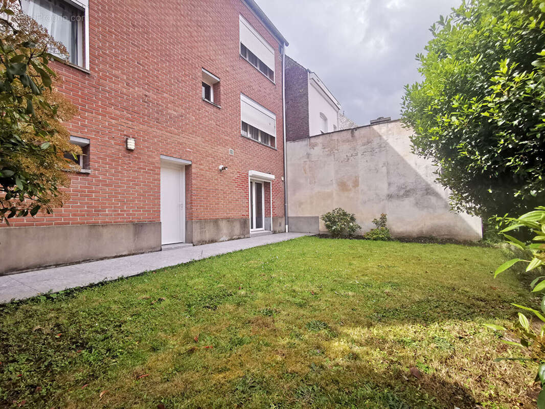 Maison à LA MADELEINE