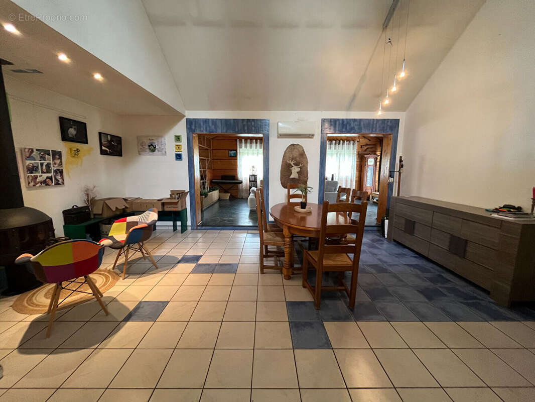 Maison à MAGNY-COURS