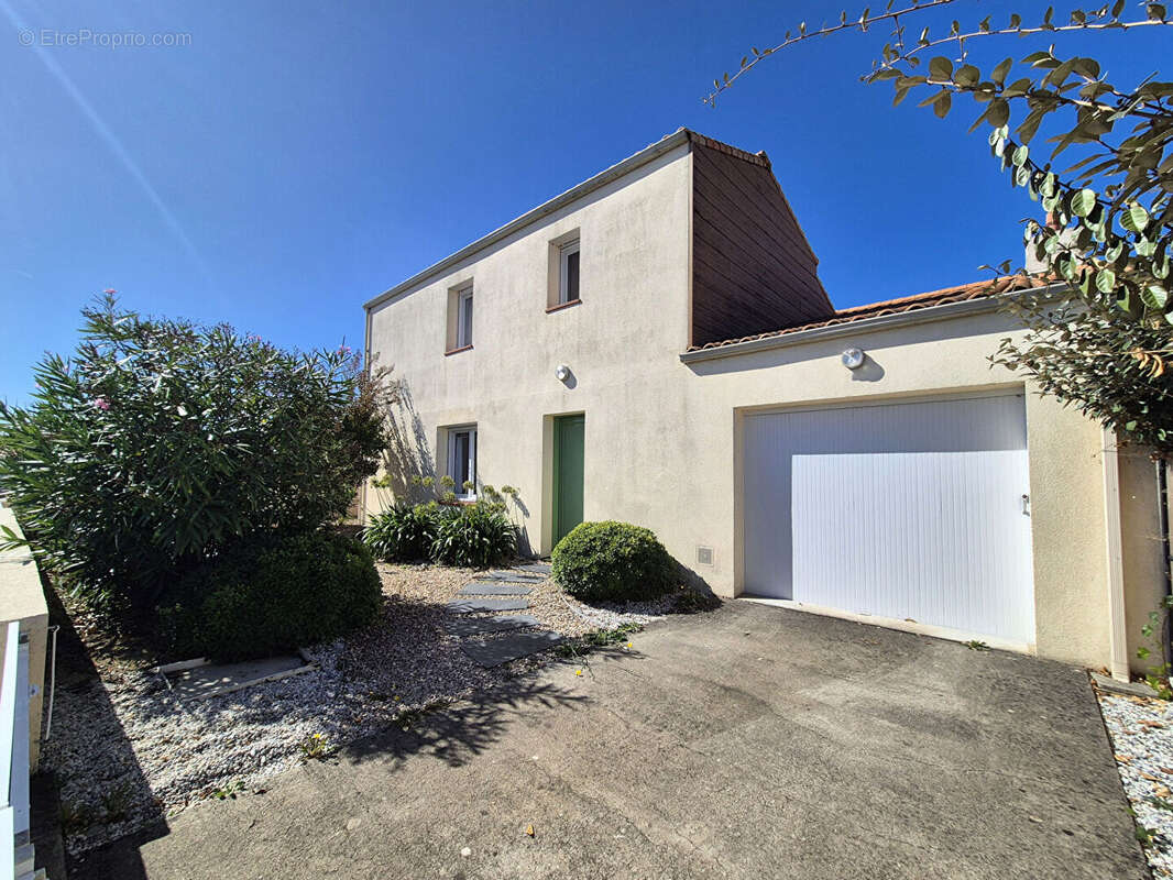 Maison à SAINT-HILAIRE-DE-RIEZ