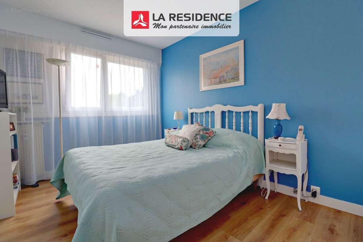 Appartement à VERNEUIL-SUR-SEINE