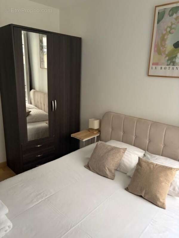 Appartement à PARIS-11E