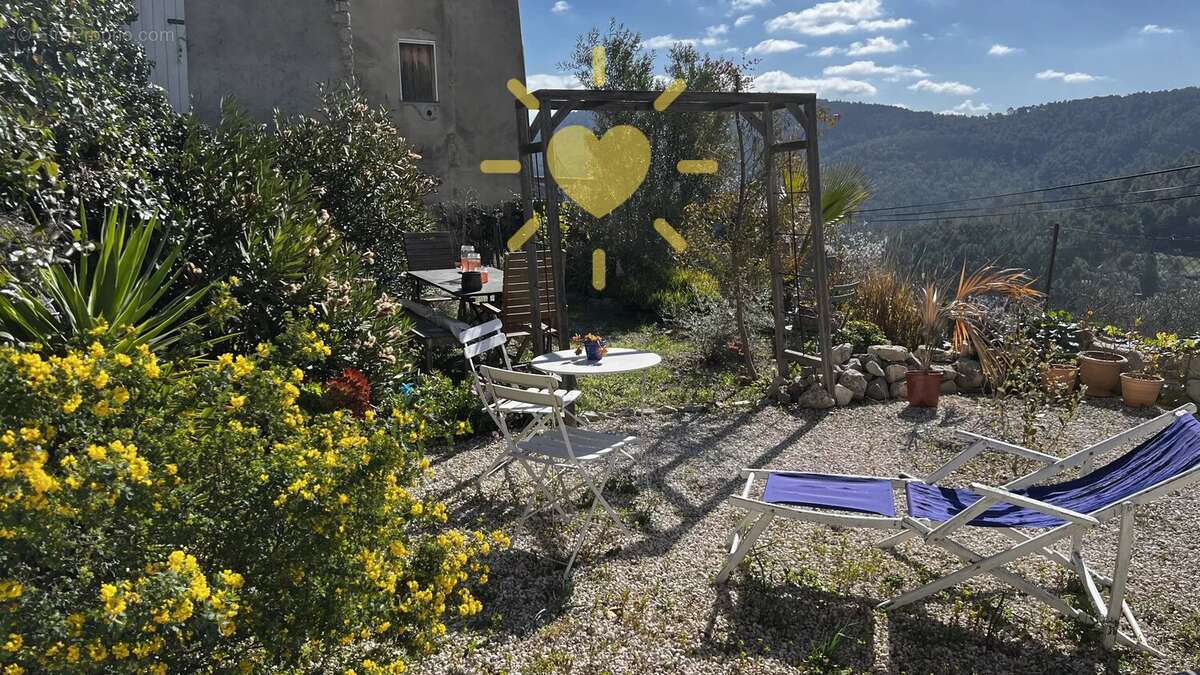 Appartement à CLAVIERS