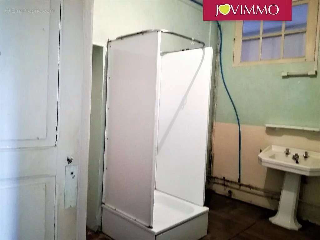 Maison à SAINT-AMAND-MONTROND