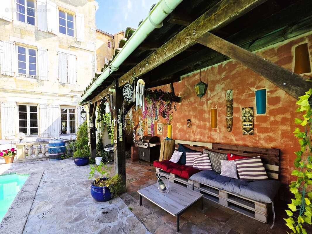 Maison à CASTILLON-LA-BATAILLE