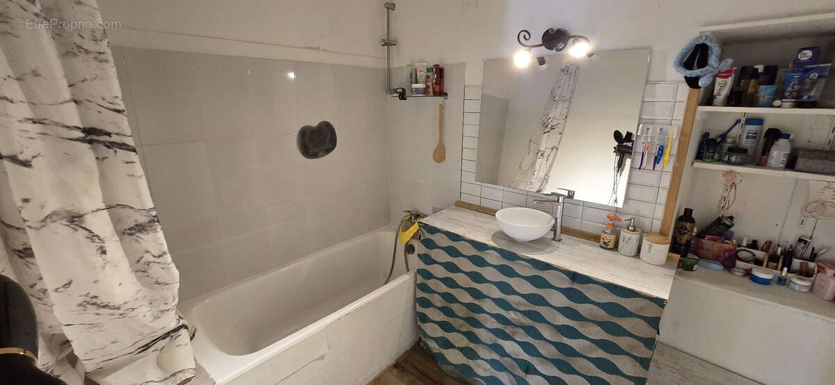 Maison à CHATEAURENARD