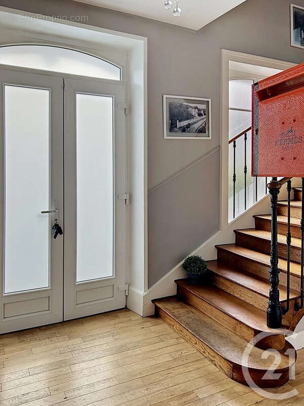 Maison 160 m² à Epinal  - photo 6
