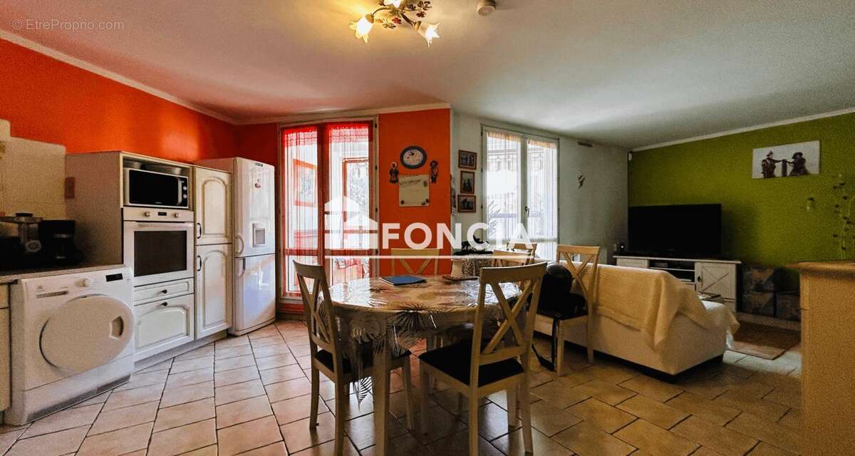 Appartement à AUBAGNE