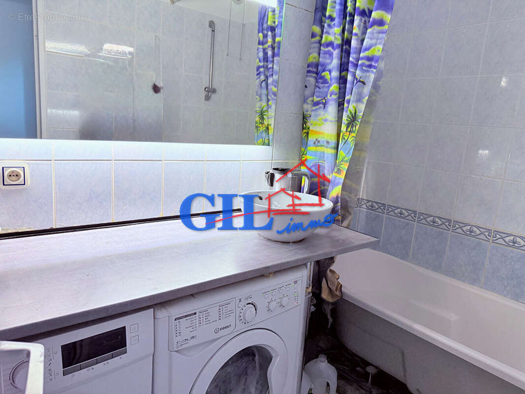 Appartement à SAVIGNY-LE-TEMPLE