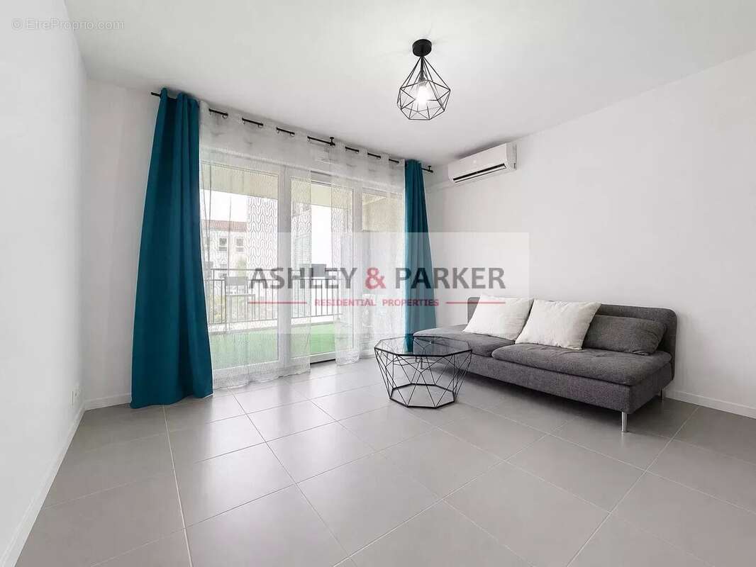 Appartement à DRAP