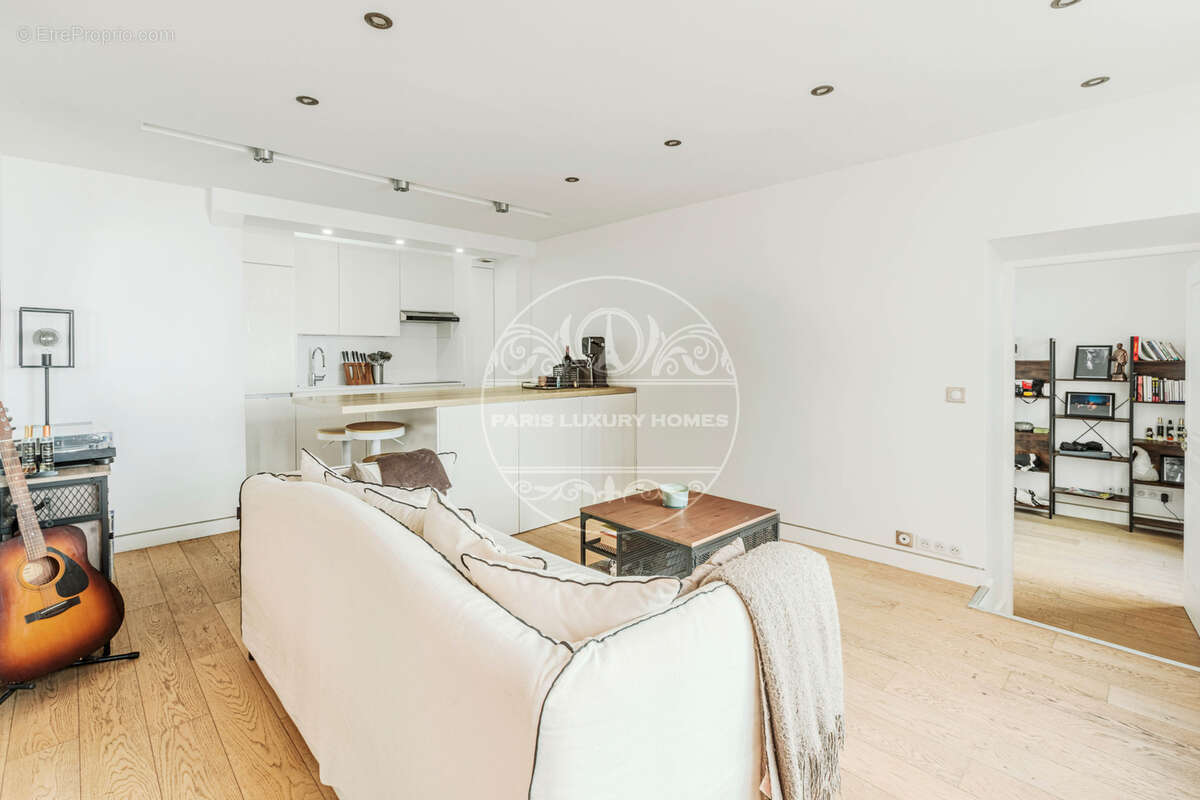 Appartement à PARIS-4E