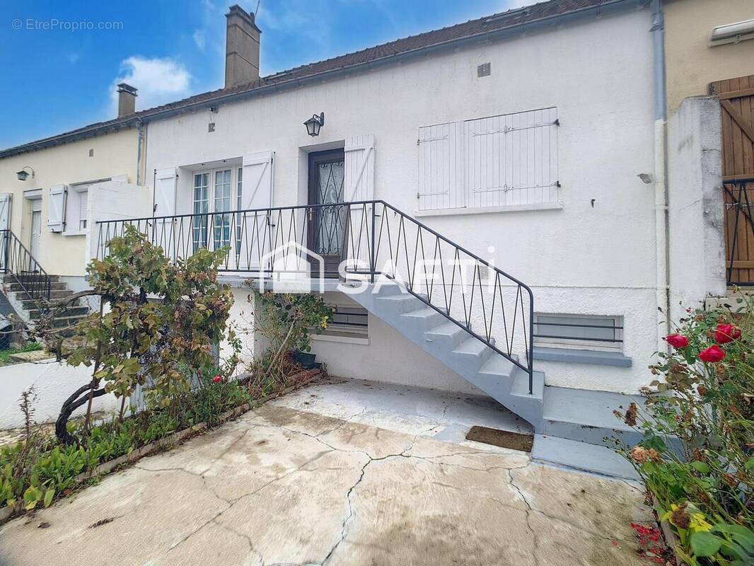 Photo 1 - Maison à MALESHERBES