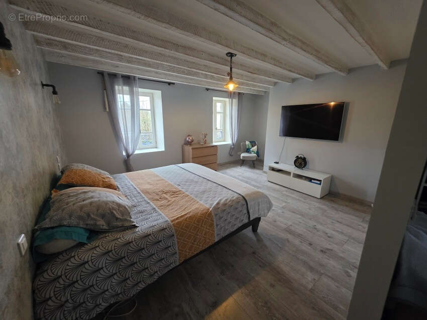 Maison à SAINTE-CHRISTINE