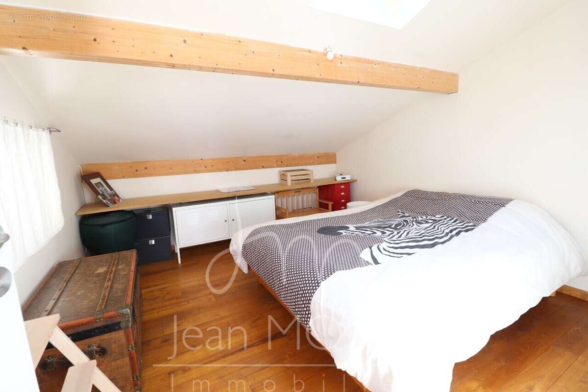 Maison à LIVRON-SUR-DROME