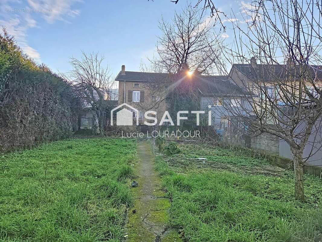 Photo 2 - Maison à NEUVES-MAISONS