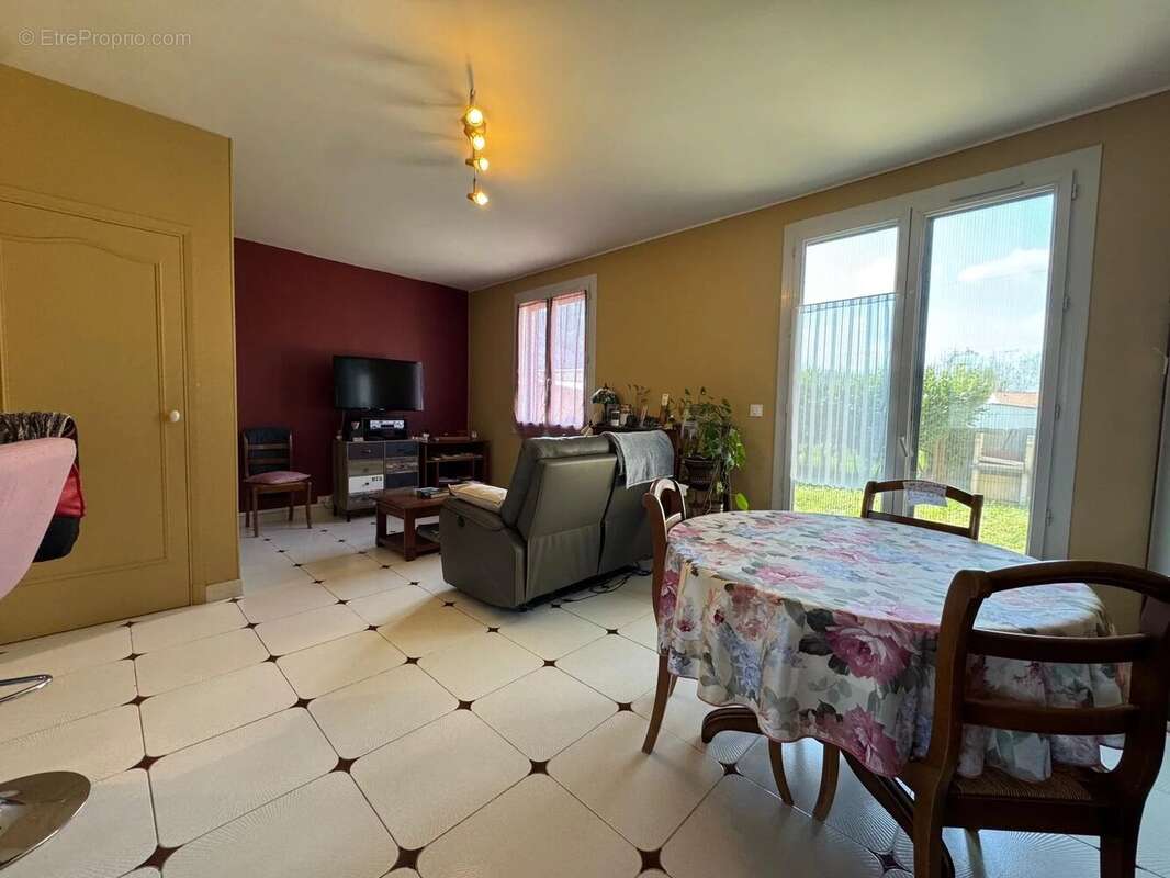 Maison 5 pièces de 95 m² sur la commune de Roquefort-sur-Garonne - photo 5