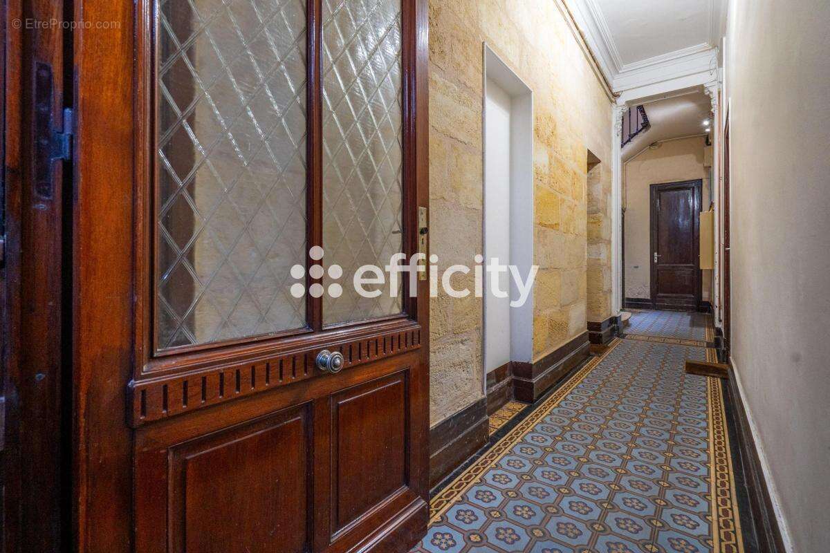 Commerce à BORDEAUX