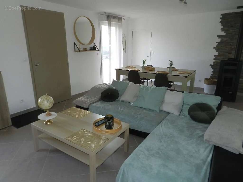 Maison à SAINT-PIERRE-SUR-DIVES