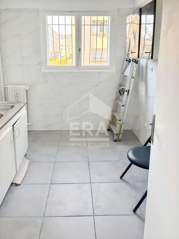 Appartement à SALON-DE-PROVENCE