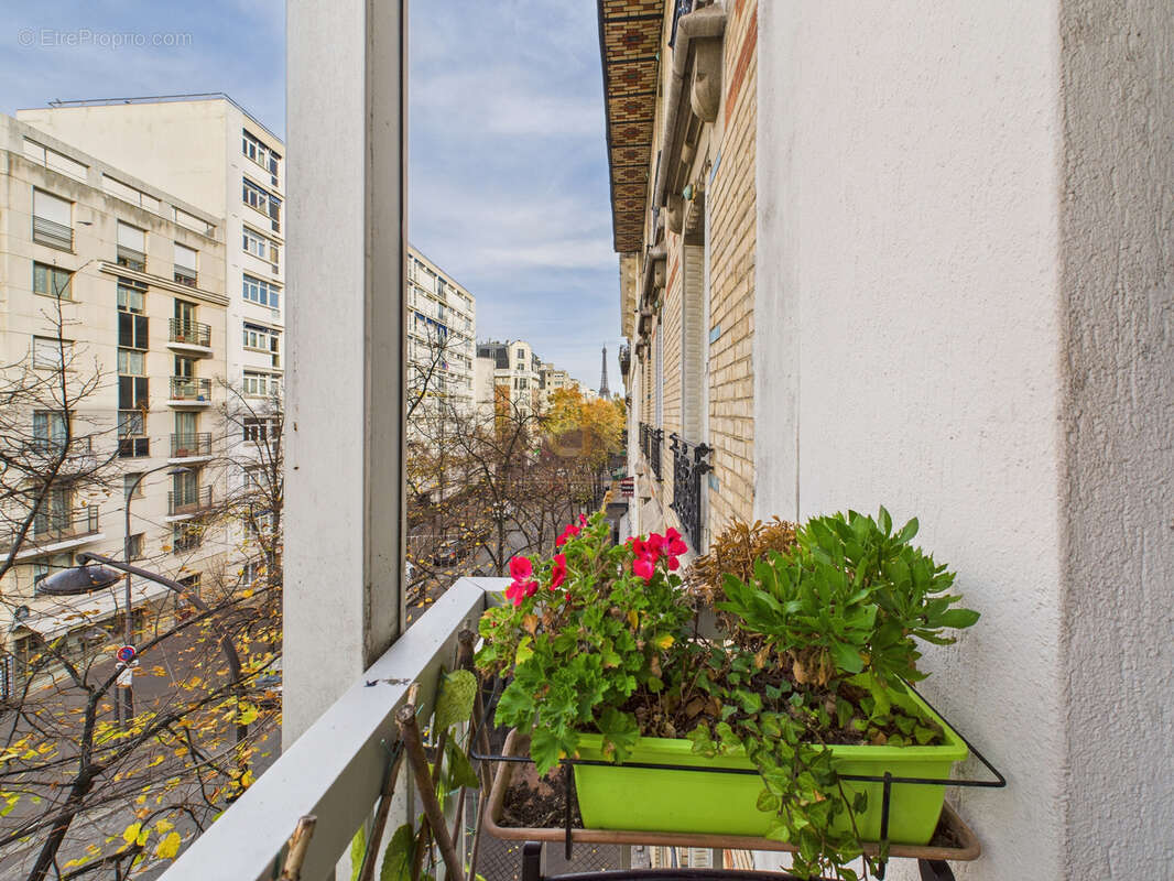 Appartement à PARIS-15E