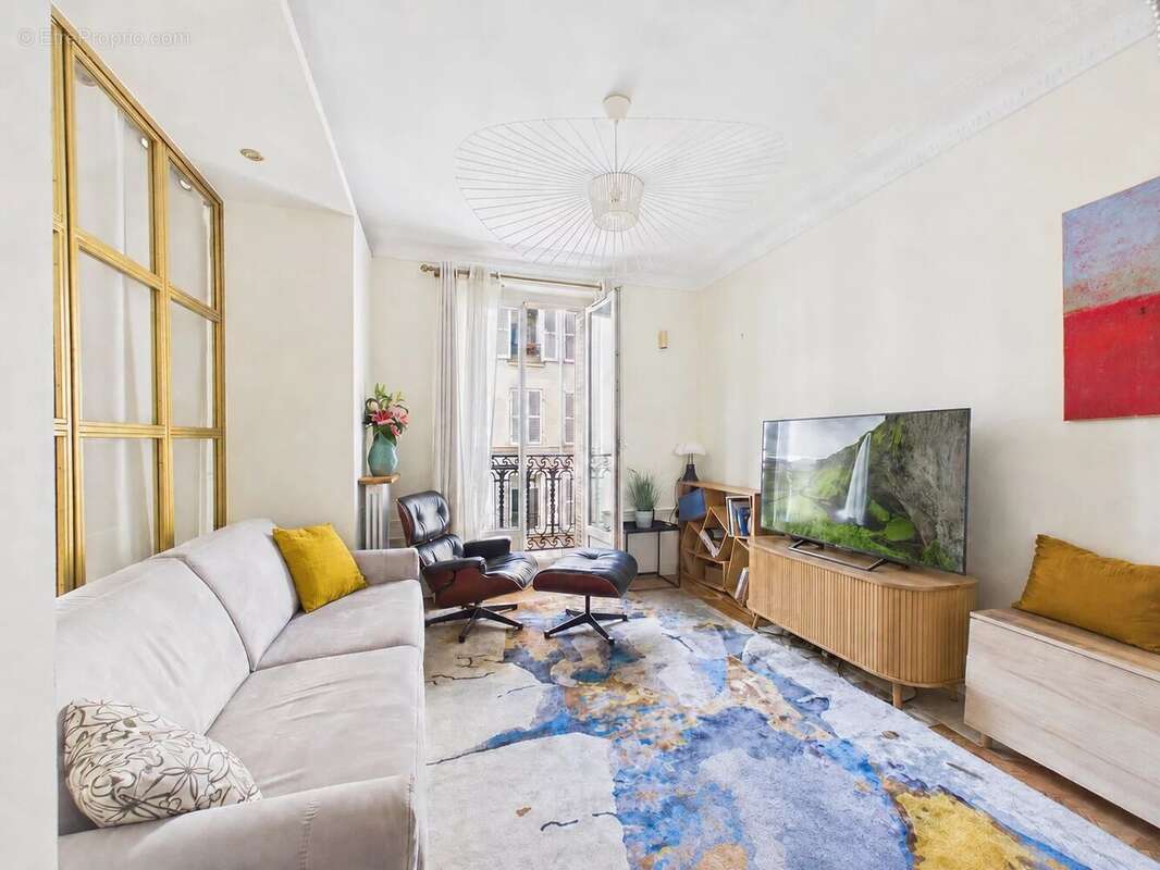 Appartement à PARIS-11E