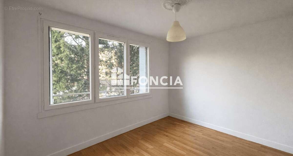 Appartement à LYON-5E
